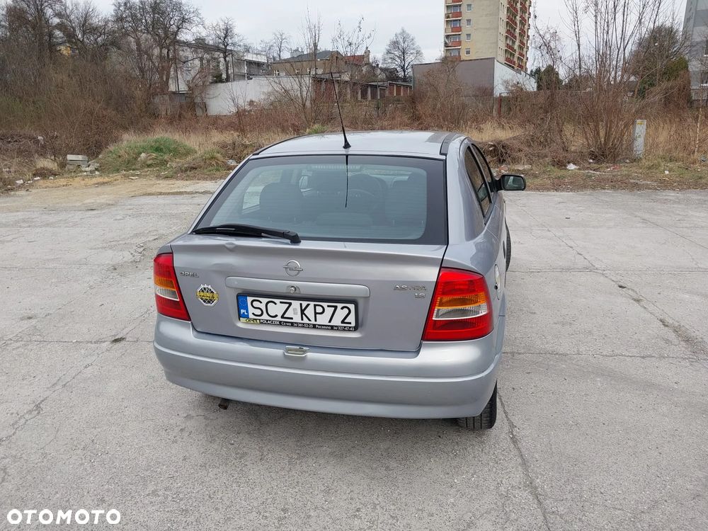 Opel Astra 1.6 GL / Start - 18