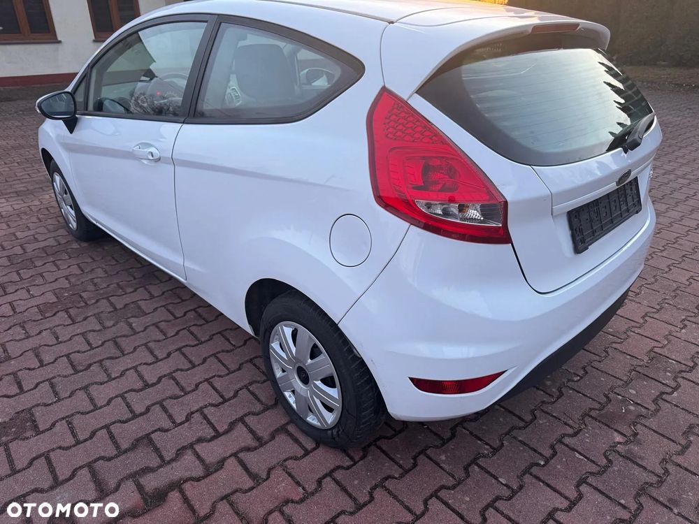 Ford Fiesta - 4
