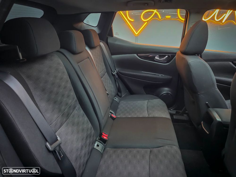 Nissan Qashqai 1.5 dCi Tekna - 21