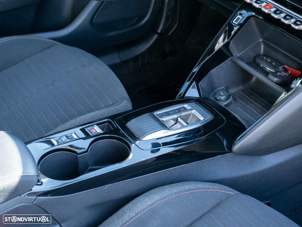 Peugeot e-2008 50 kWh Active - 18