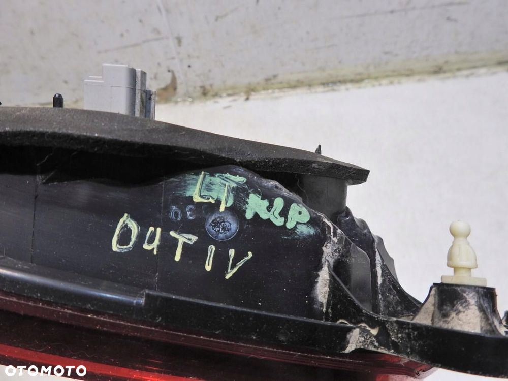 LAMPA LEWA TYLNA TYŁ KLAPY SUBARU OUTBACK IV 132-20072 - 2
