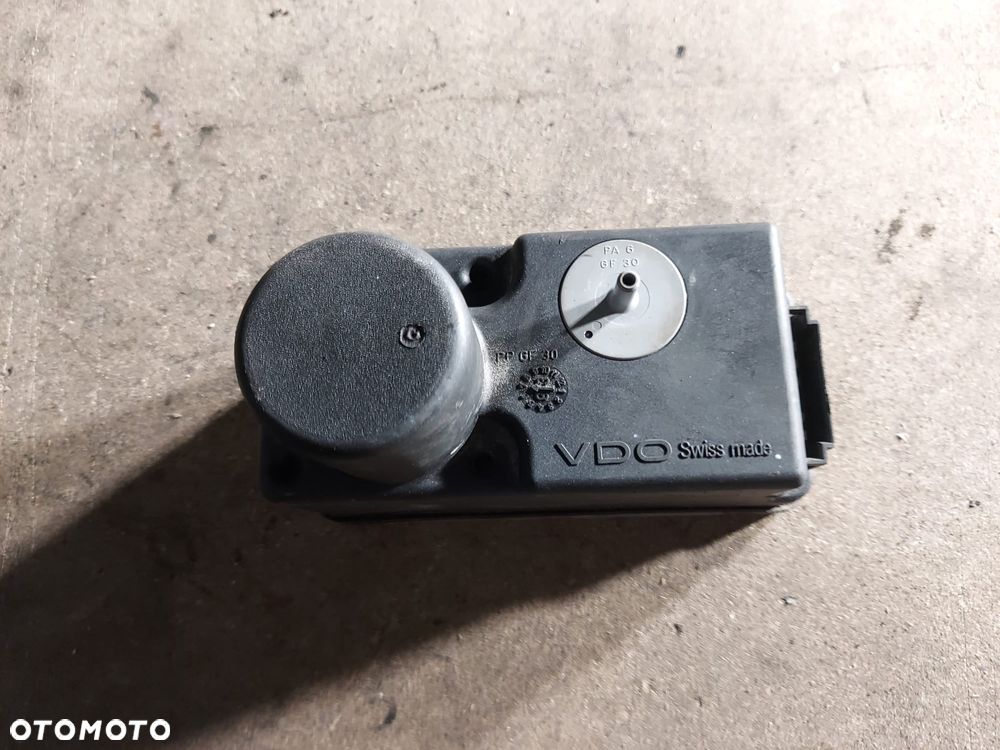 Pompka Kompresor Centralnego Zamka Volkswagen Golf 1H0962257 - 2