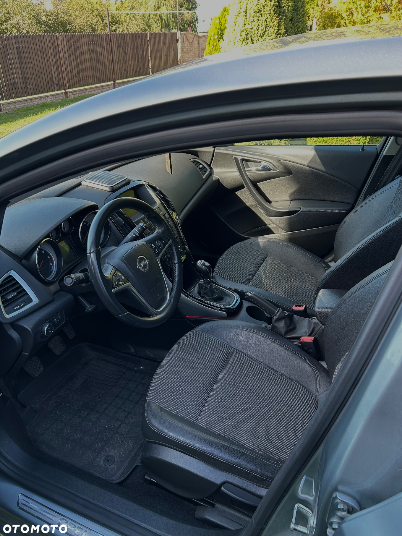 Opel Astra IV 1.6 CDTI Cosmo - 6