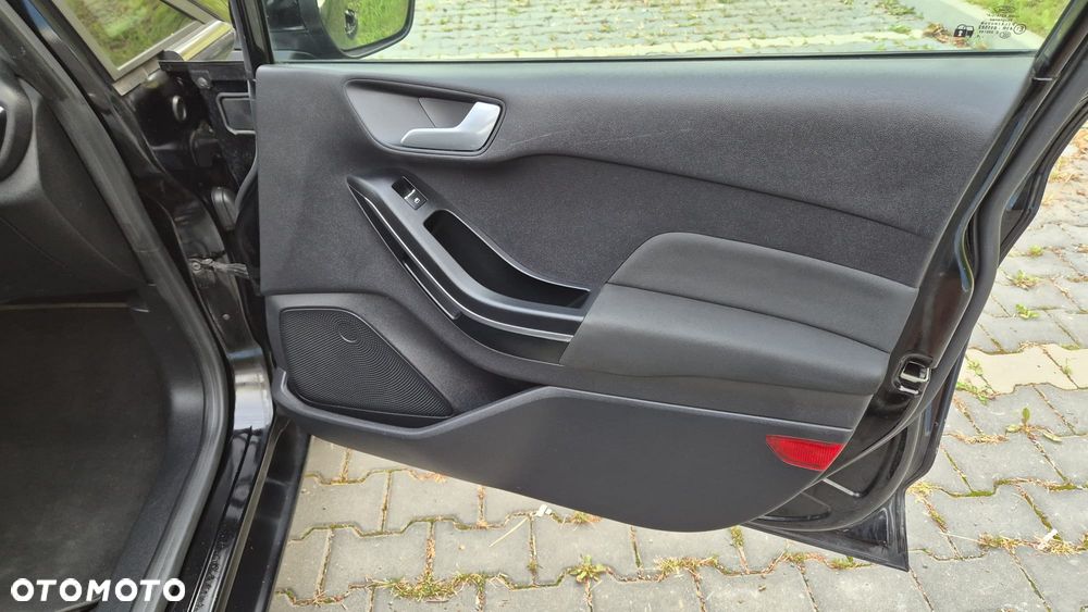 Ford Fiesta 1.0 EcoBoost S&S TITANIUM - 20