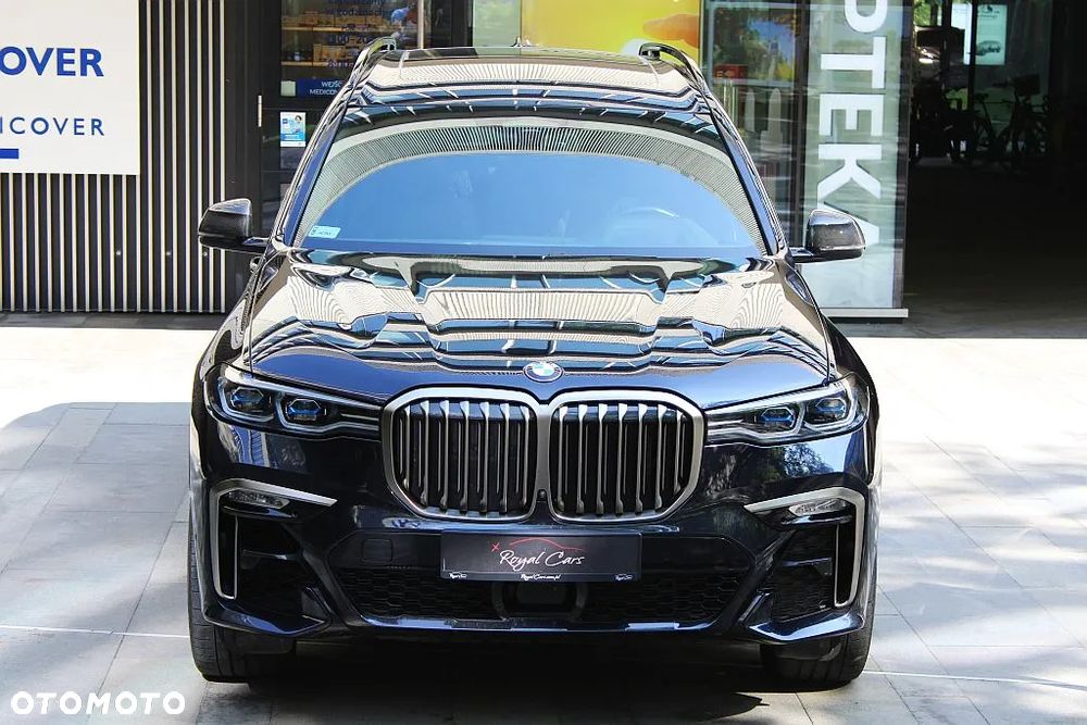 BMW X7 - 7