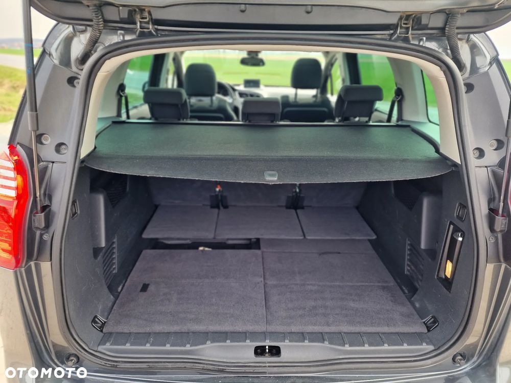 Peugeot 5008 1.6 HDi Active - 24