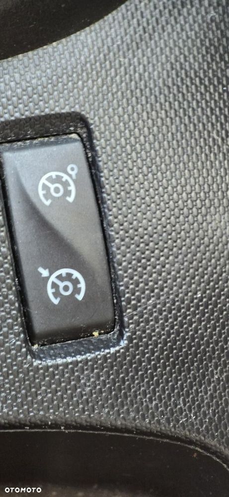 Renault Captur - 17