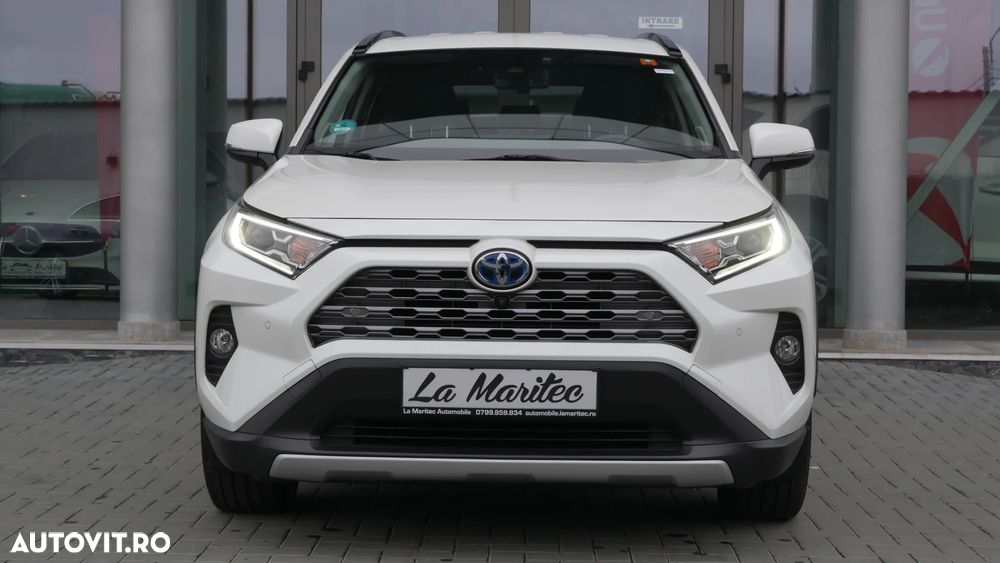 Toyota RAV4 - 1