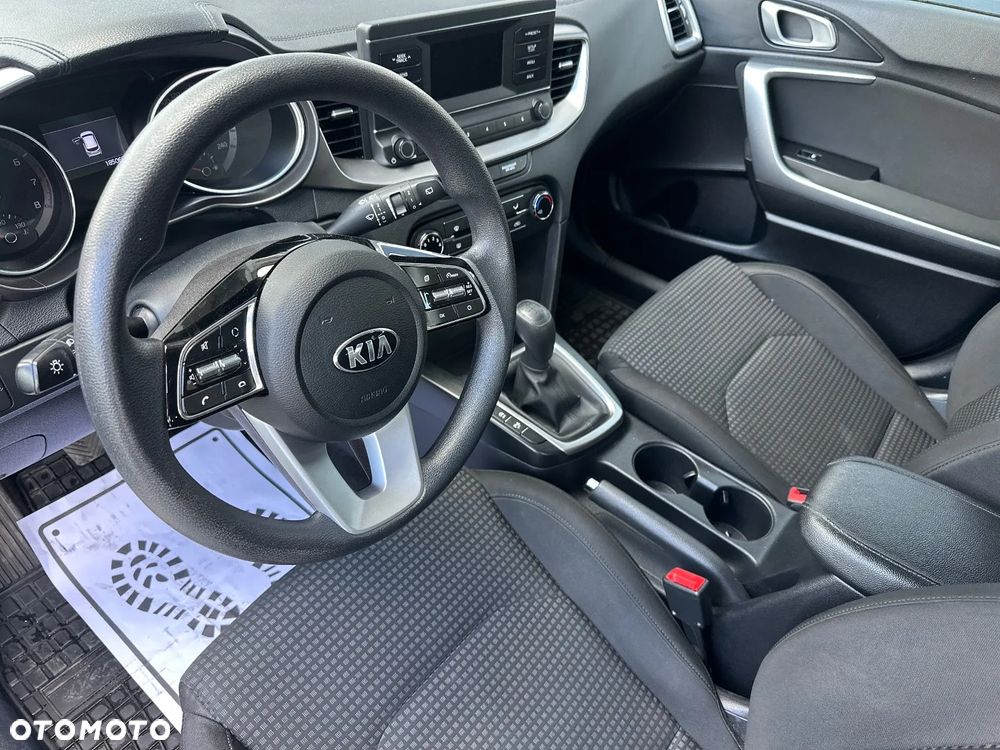 Kia Ceed - 18