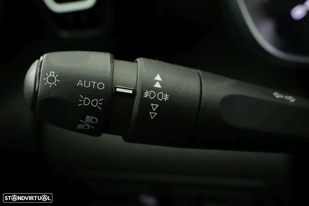 Citroën C3 Aircross 1.2 PureTech C-Series - 16