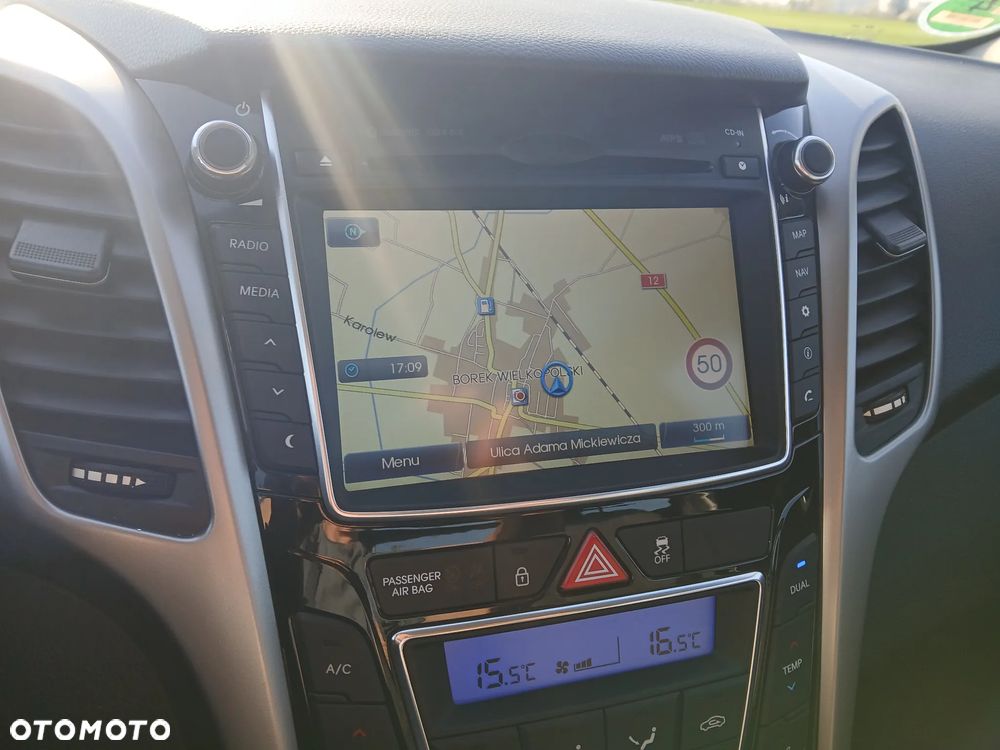 Hyundai i30 1.6 GDI Premium - 26