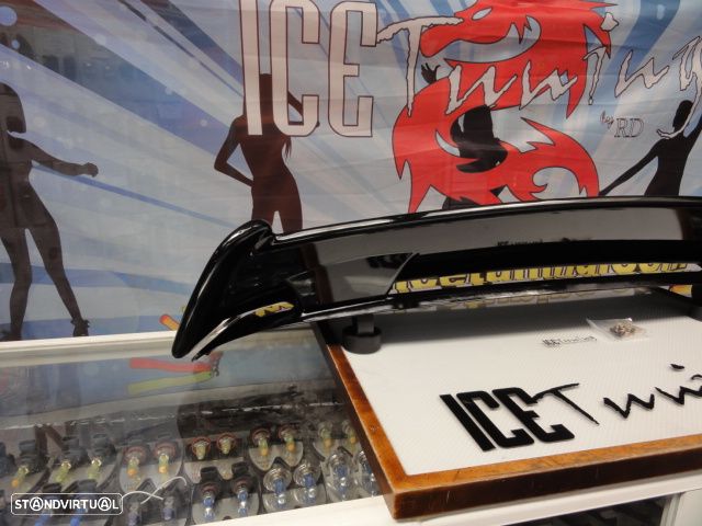 Aileron / lip / spoiler traseiro em plástico ABS e em preto piano brilhante para Honda Civic EK 96-01 3 portas type r look - 2