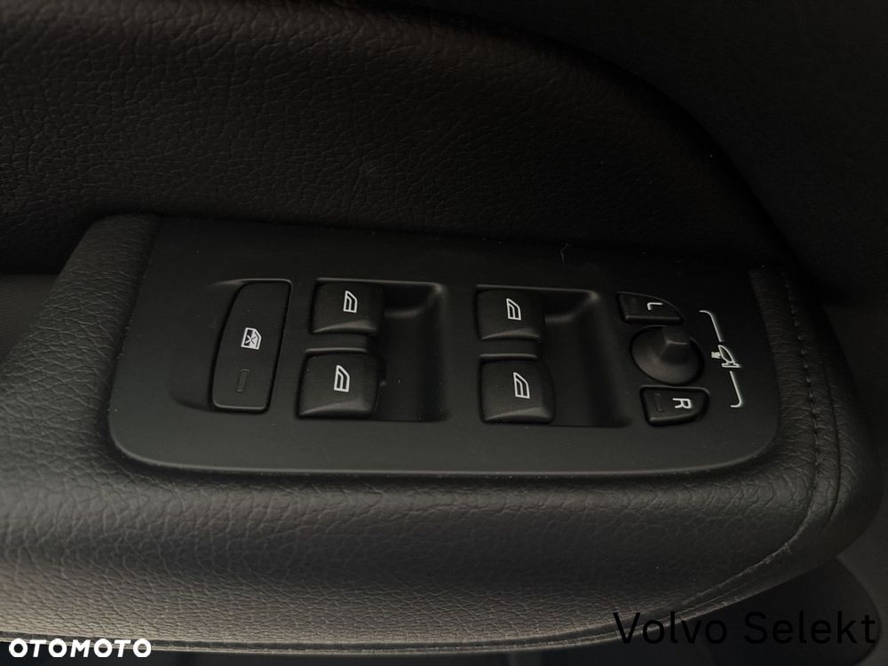 Volvo XC 60 B4 D AWD Inscription - 26