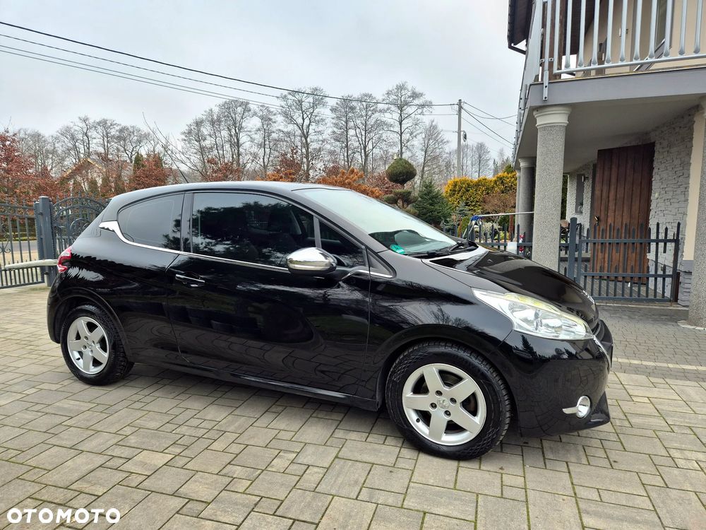 Peugeot 208 e-HDi 92 Stop&Start Style - 6