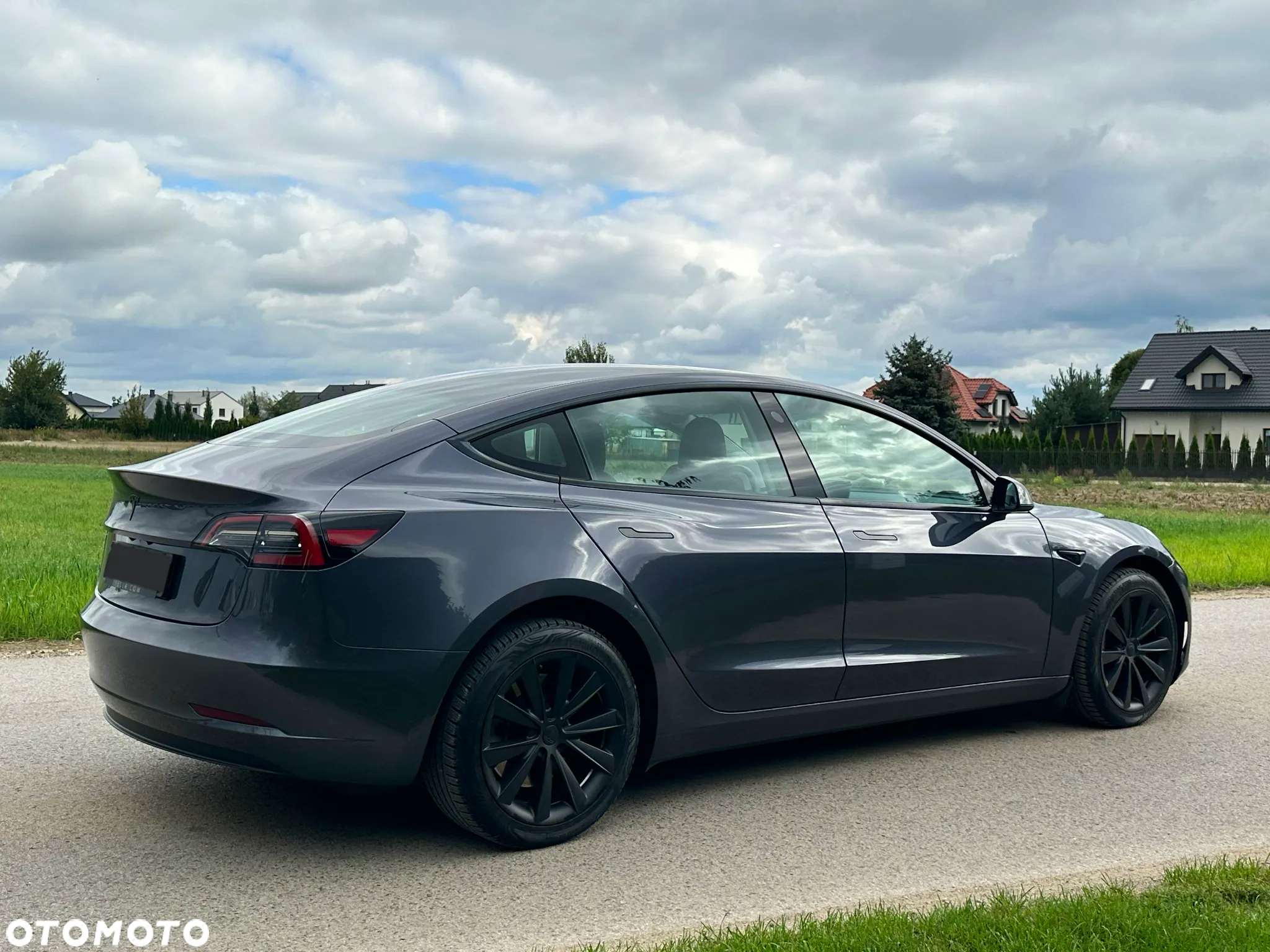 Tesla Model 3 Long Range RWD - 3