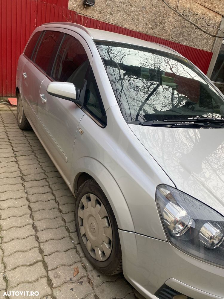 Opel Zafira - 4