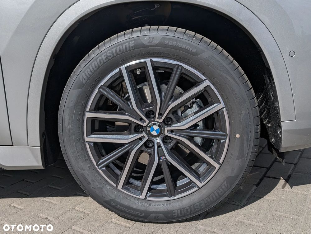 BMW X1 sDrive18i - 10
