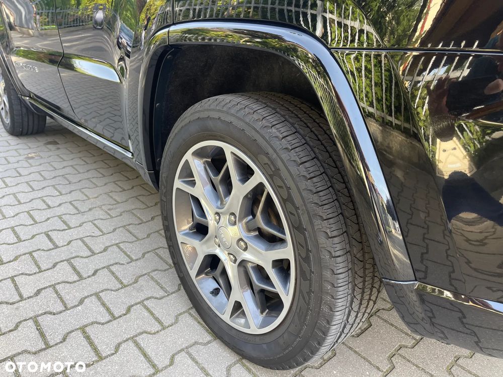 Jeep Grand Cherokee 3.6 V6 Overland - 17