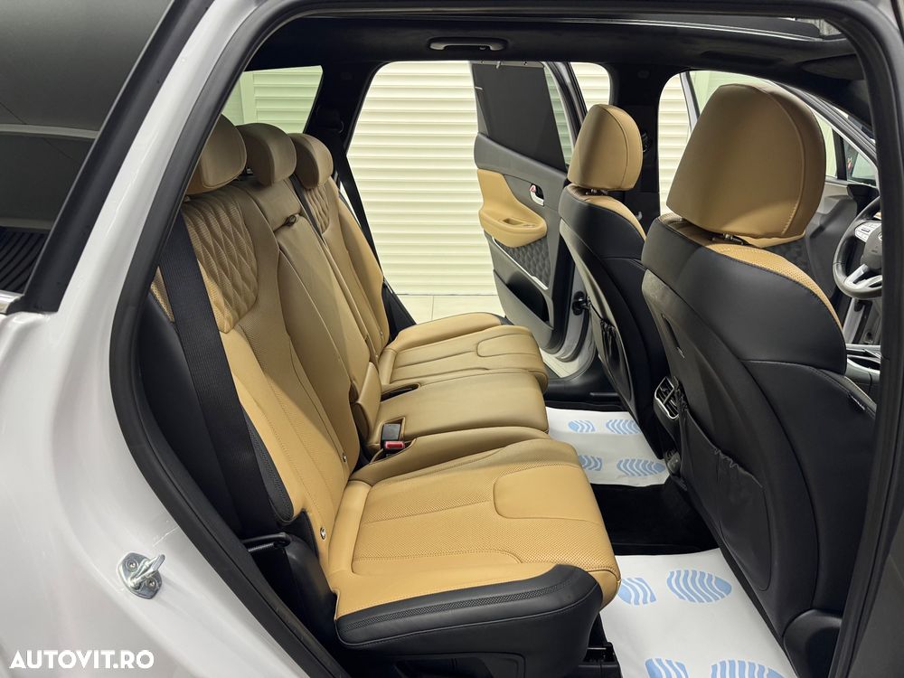 Hyundai Santa Fe 1.6 l 265 CP 4WD 6AT Luxury - 12