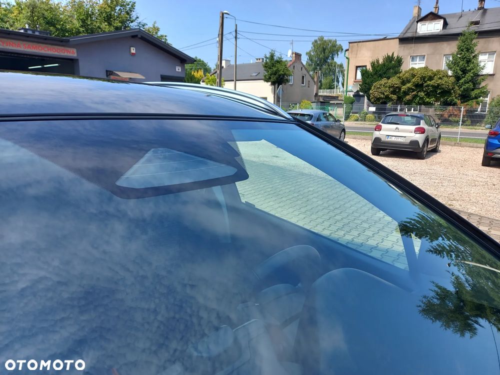 Suzuki S-Cross 1.4 SHVS Premium 4WD - 26