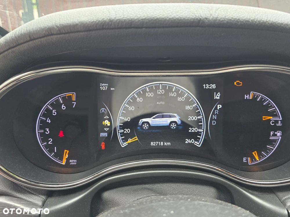 Jeep Grand Cherokee - 14
