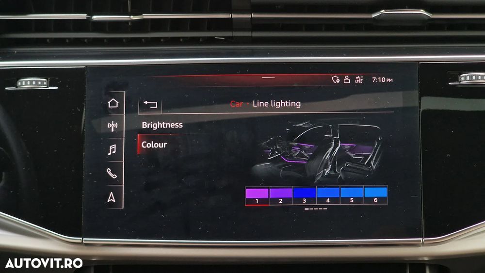 Audi Q8 SUV TFSI quattro 250 kW tiptronic S line business - 24