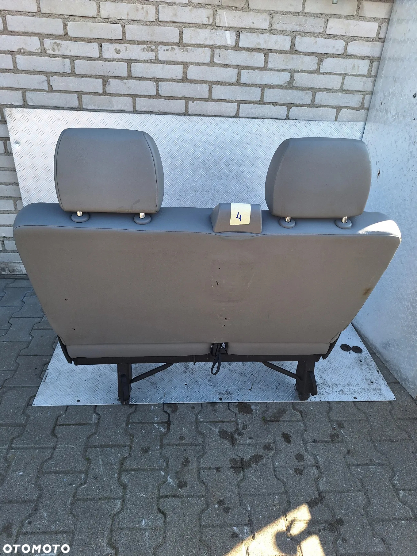 FOTEL KANAPA SKAJA DWÓJKA 2 RZĄD SKŁADANY - VW TRANSPORTER T5 CARAVELLE - 4