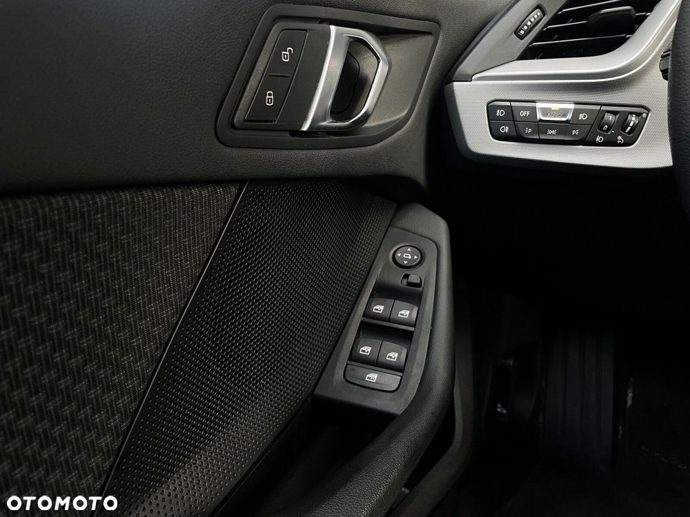 BMW Seria 1 - 23