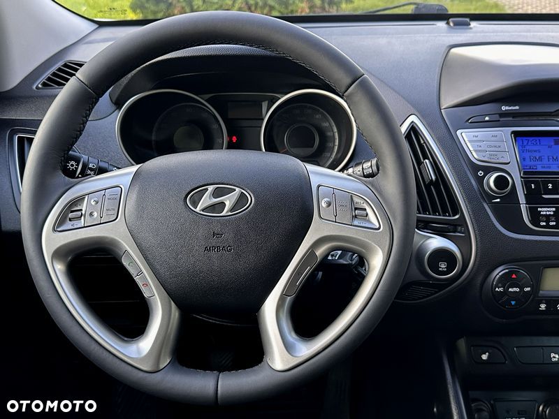 Hyundai ix35 - 15