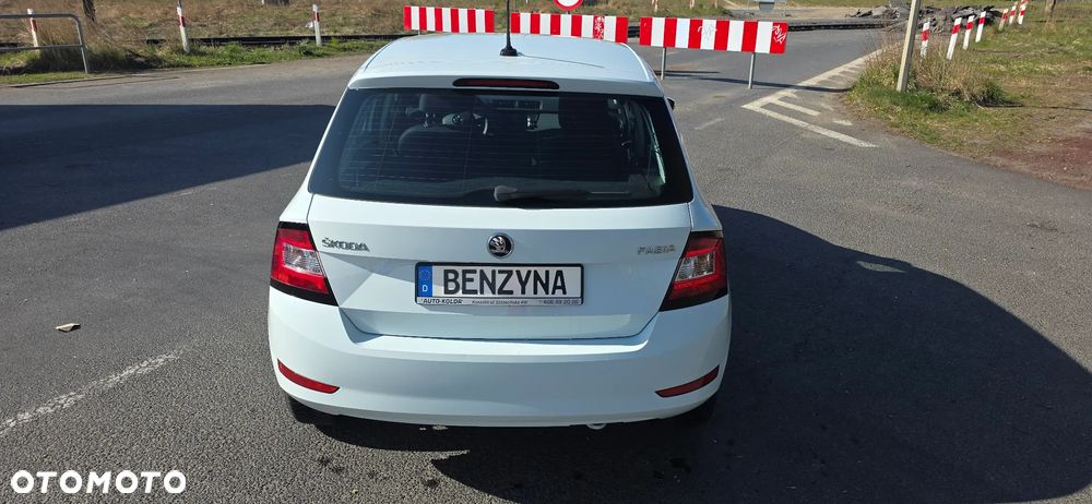 Skoda Fabia 1.0 MPI Active - 14