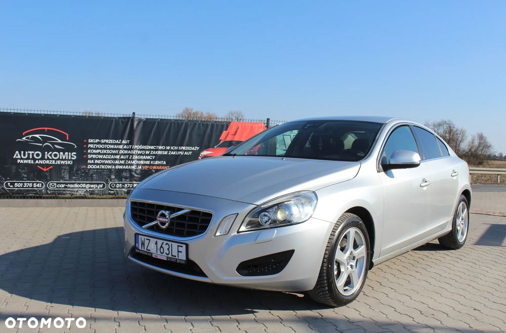 Volvo S60 D3 Summum - 4