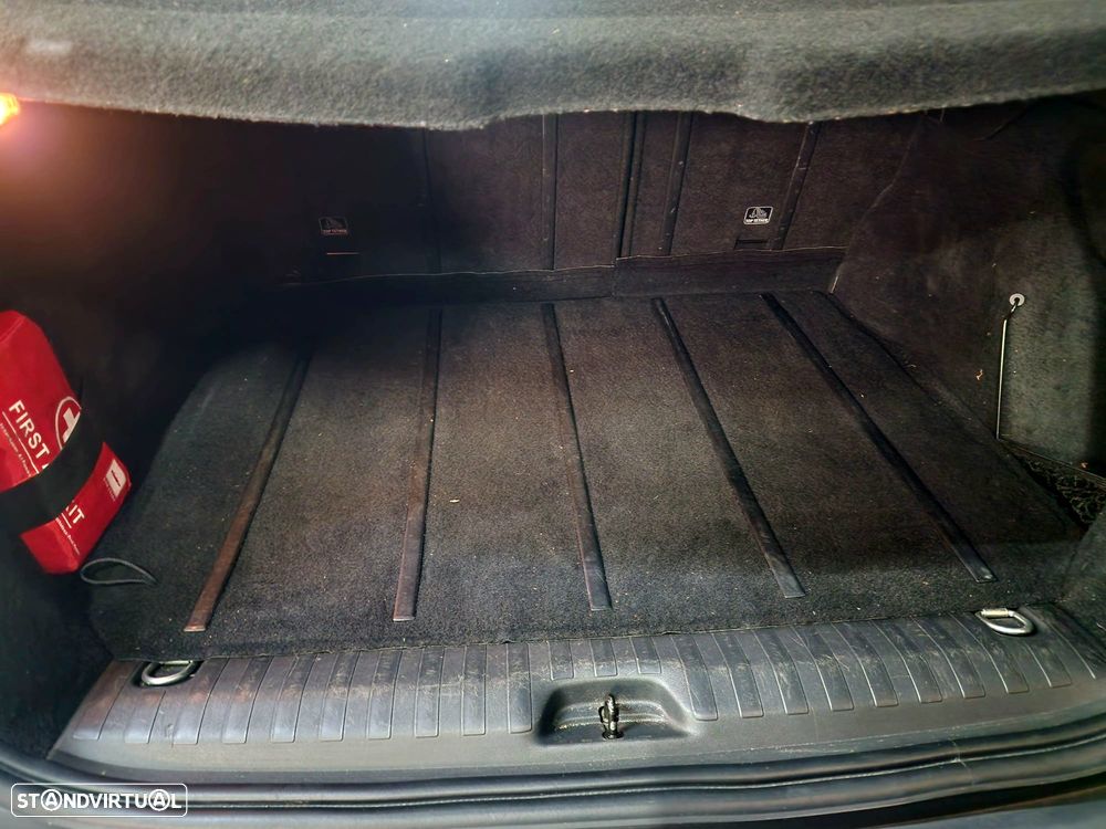 Peugeot 2008 PureTech 82 Style - 17