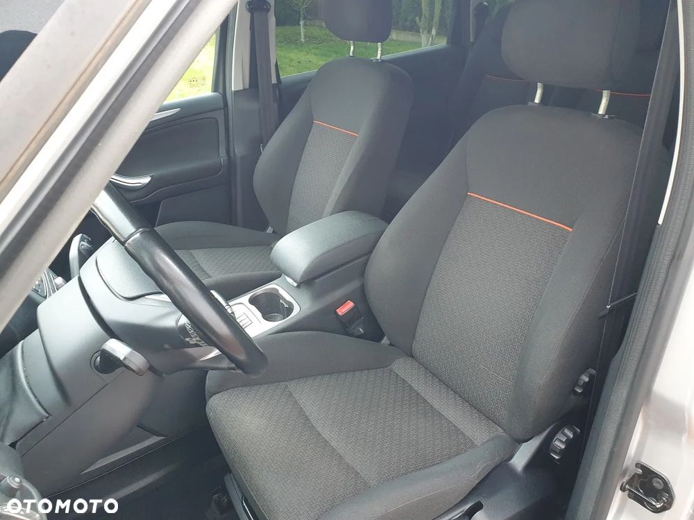 Ford S-Max - 6