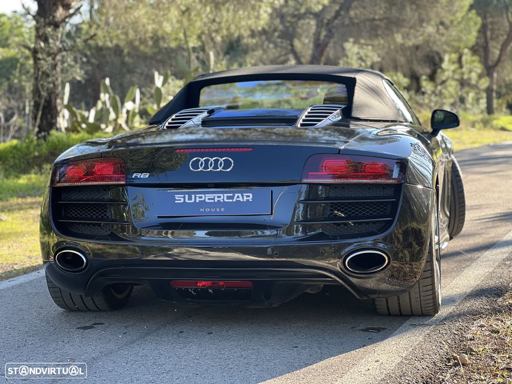 Audi R8 Spyder - 14