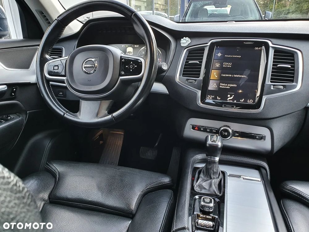 Volvo XC 90 D5 AWD Momentum 7os - 18