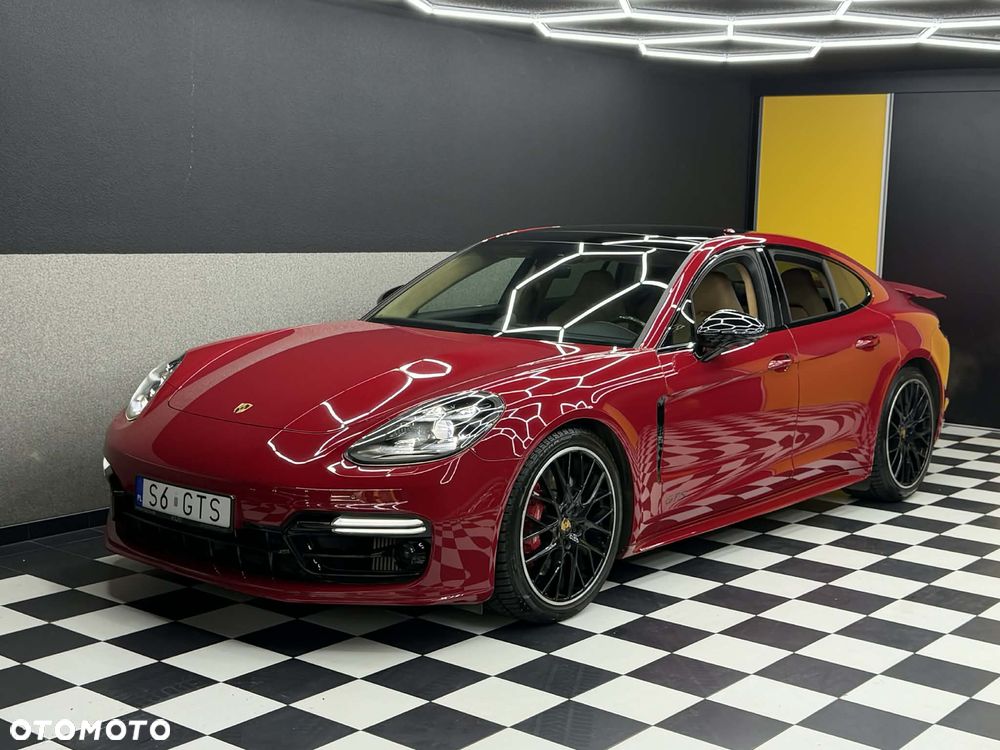 Porsche Panamera GTS GPF - 1