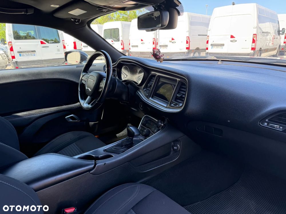 Dodge Challenger 3.6 SXT - 18