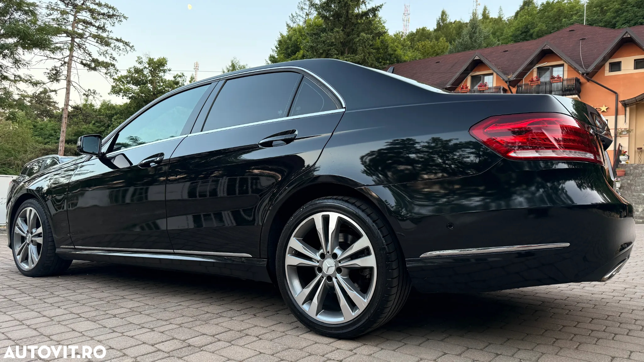 Mercedes-Benz E 250 BlueTEC 9G-TRONIC Avantgarde - 8