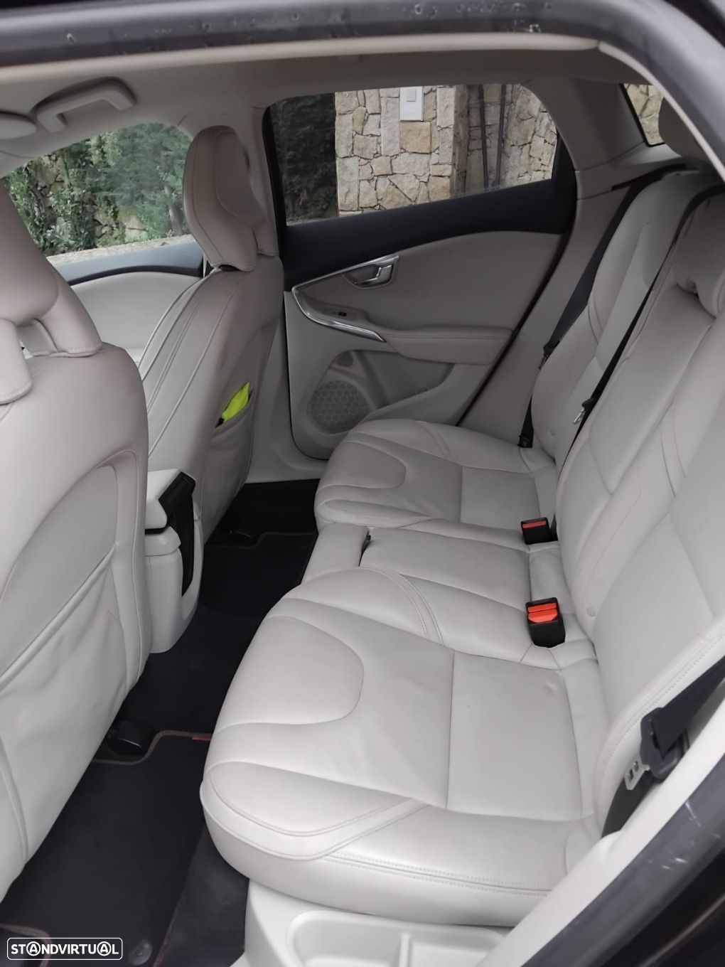 Volvo V40 Cross Country 1.6 D2 VOR Powershift - 10