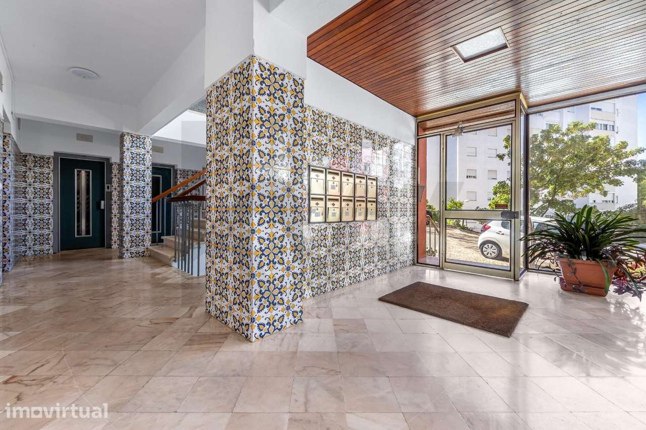 Apartamento T4  para Arrendamento no Monte Estoril - Grande imagem: 2/30