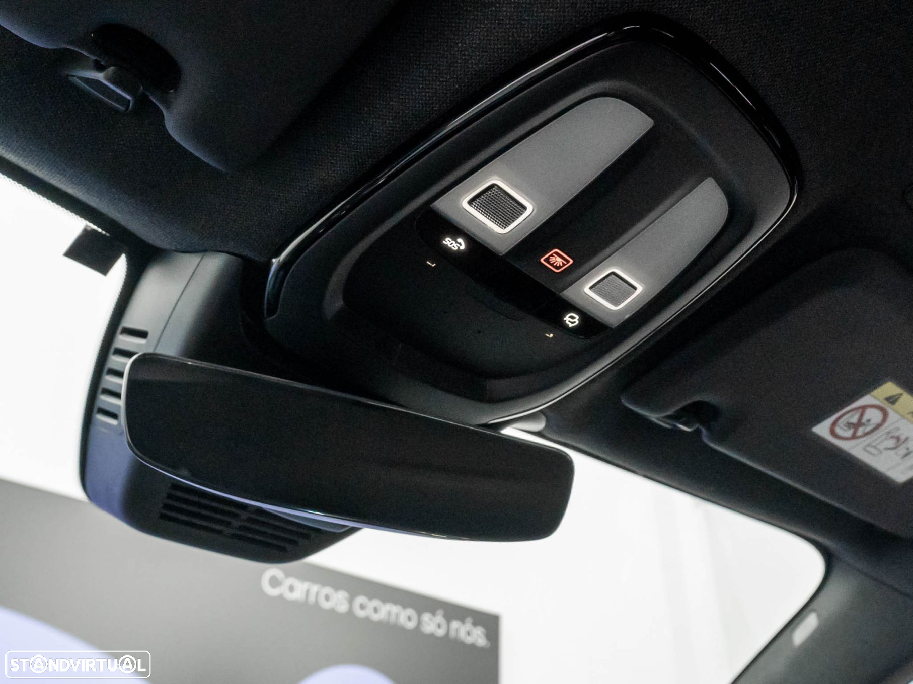Volvo XC 40 Recharge Core - 29