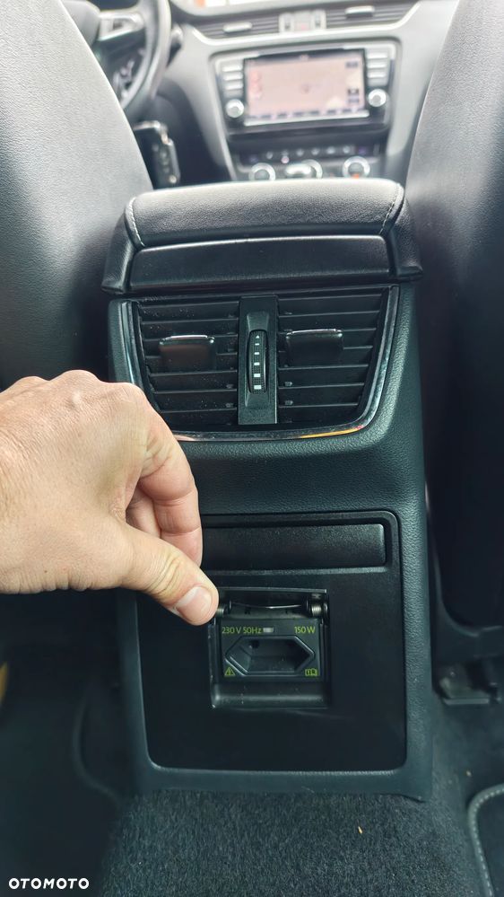 Skoda Octavia 2.0 TDI (Green tec) DSG RS - 35