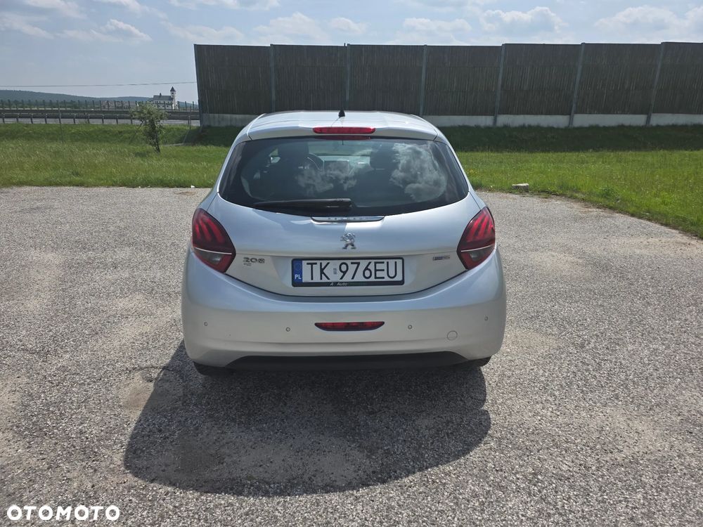 Peugeot 208 1.2 PureTech Allure S&S - 5