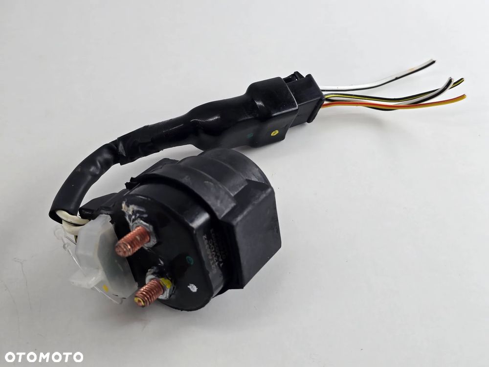 PRZEKAZNIK ROZRUSZNIKA STYCZNIK  TRIUMPH SCRAMBLER 400 SPEED - 1