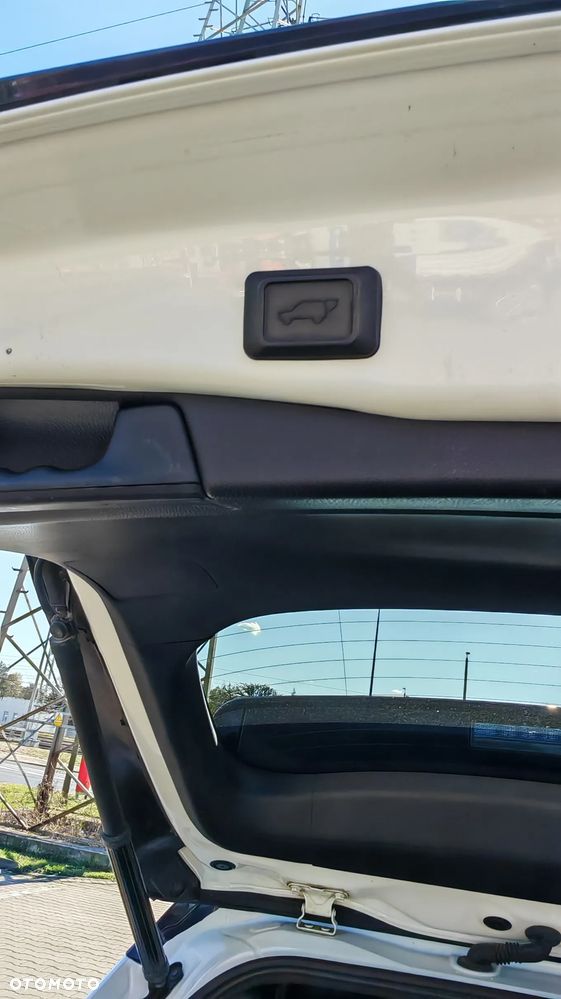 Toyota RAV4 ver-2-5-hybrid-comfort-4x4 - 15