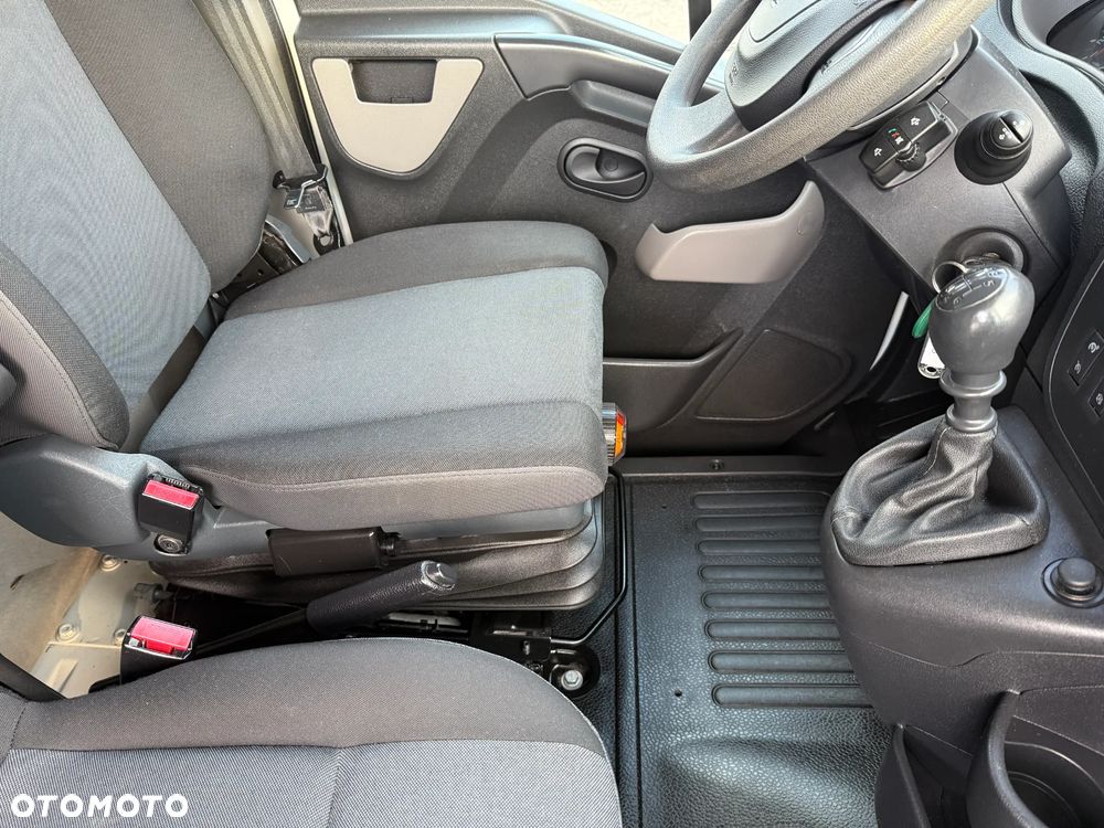 Renault Master Izoterma Winda - 33