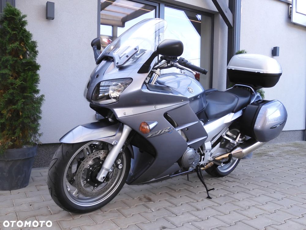Yamaha FJR - 36