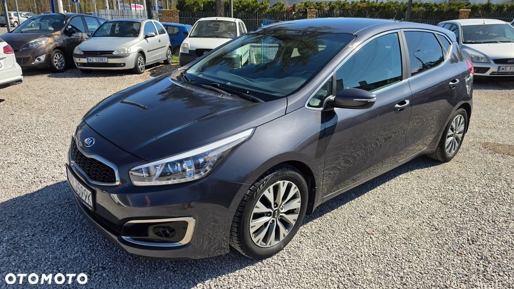 Kia Ceed 1.6 GDI L Business Line - 29