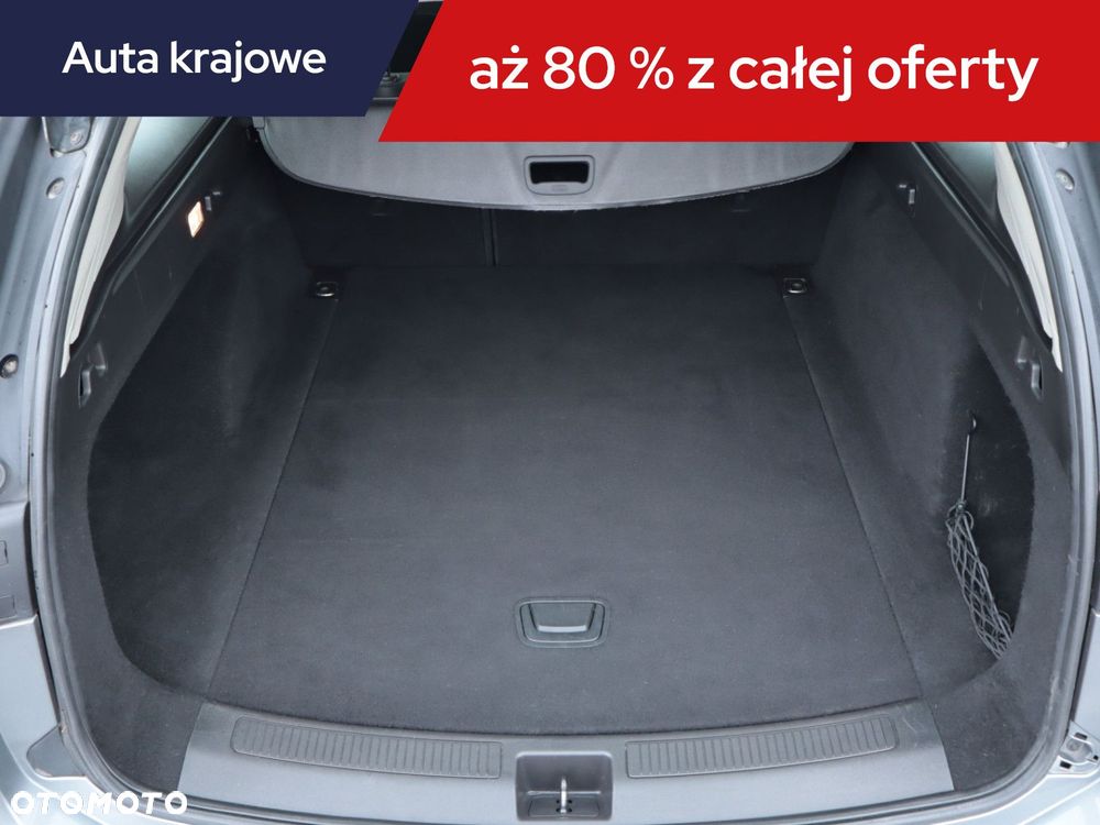 Opel Insignia - 16
