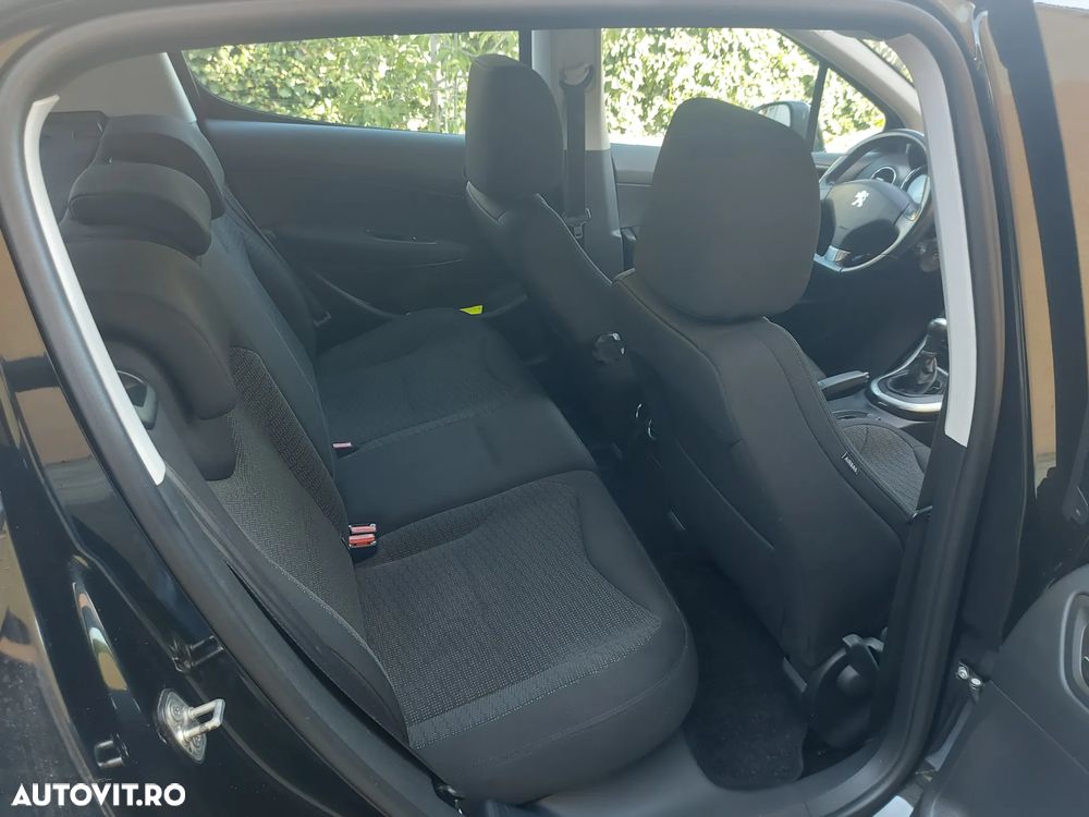 Peugeot 308 1.6E Premium - 10